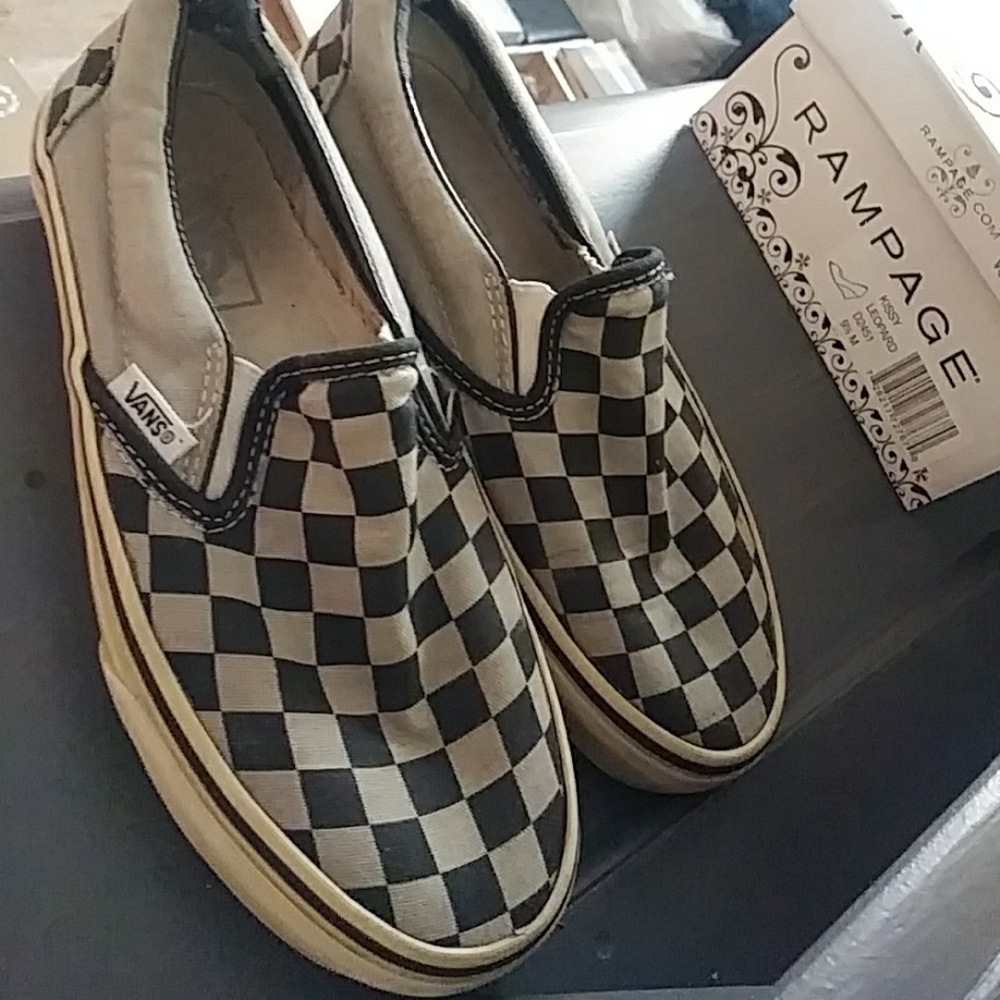 Women's shoes
